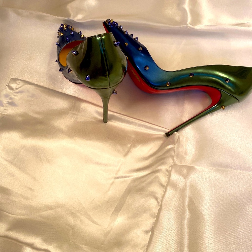 Christian Louboutin Size 39